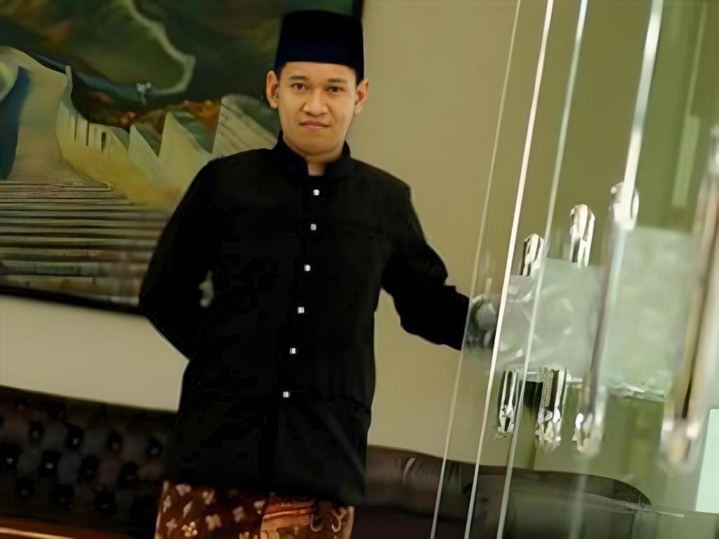 ยุสโร โฮเต็ล เรสเทอรองต์ แอนด์ คอนเวนชั่น Hotel Jombang ภายนอก รูปภาพ